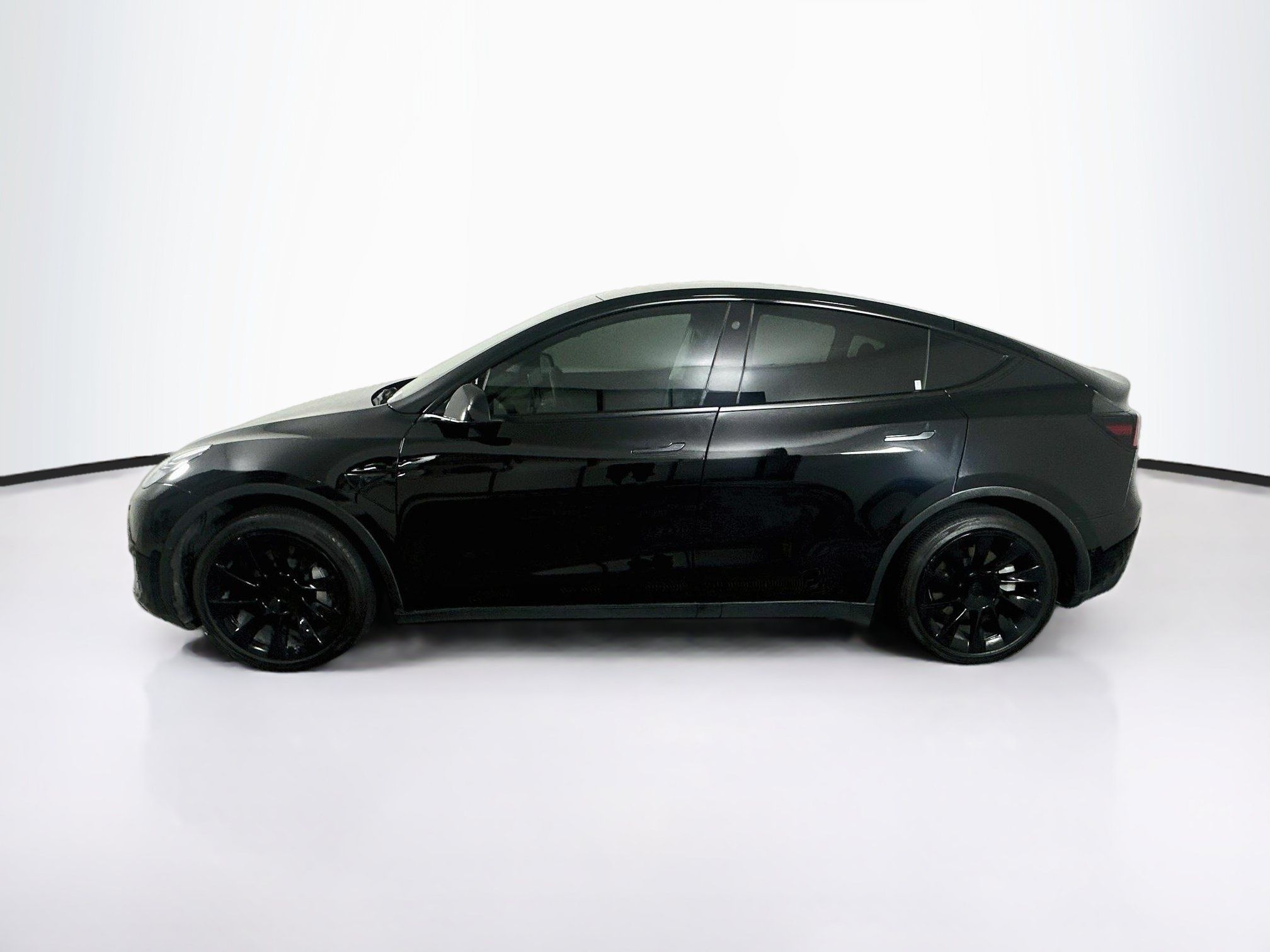 Used 2022 Tesla Model Y Long Range AWD/4WD image 4