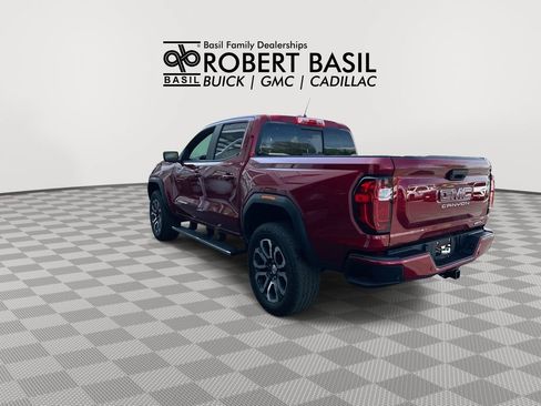 Used 2024 GMC Canyon AT4 w/ Technology Package AWD/4WD image 6