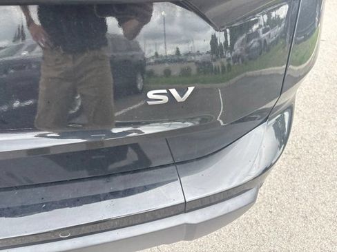 Used 2024 Nissan Rogue SV FWD image 16