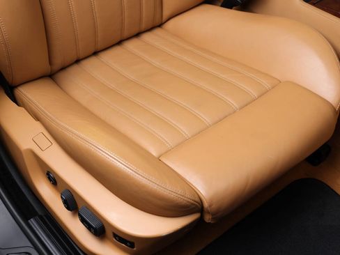 Used 2003 BMW M5 image 81