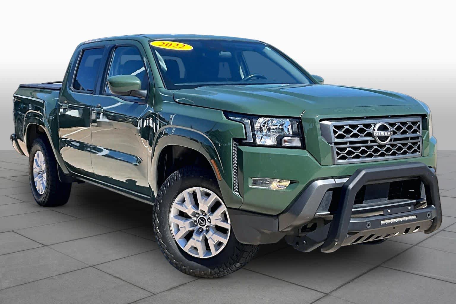 Used 2022 Nissan Frontier SV AWD/4WD image 3