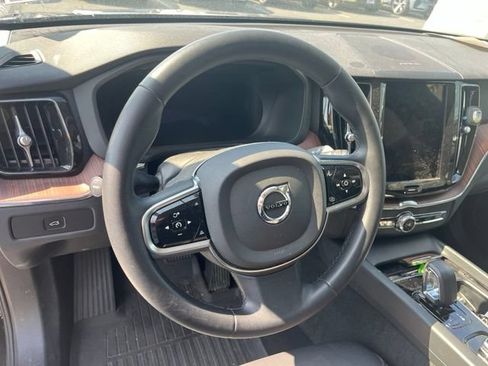 Used 2024 Volvo XC60 B5 Plus w/ Protection Package Premier AWD/4WD image 15
