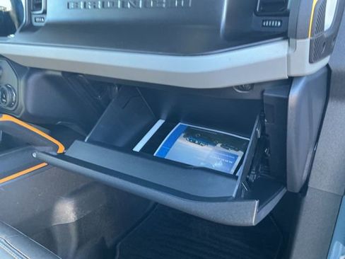 Used 2022 Ford Bronco Badlands w/ Sasquatch Package image 25