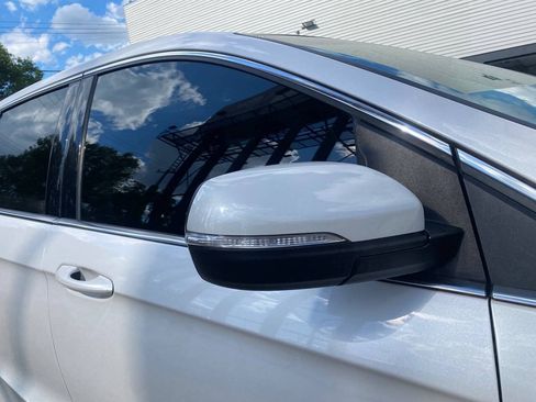 Used 2018 Ford Edge SEL w/ Equipment Group 201A AWD/4WD image 7