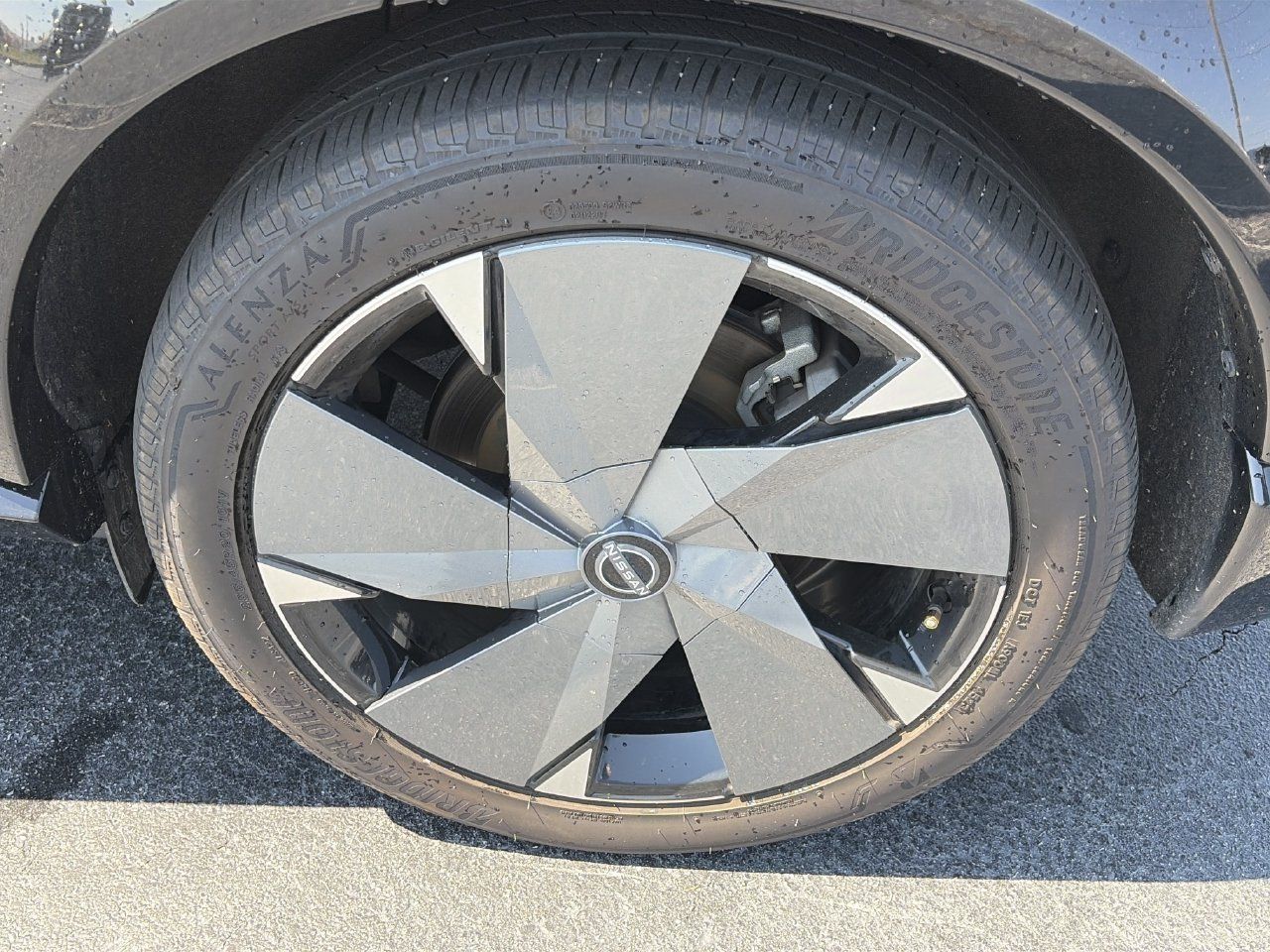 Certified 2023 Nissan Ariya AWD/4WD image 28
