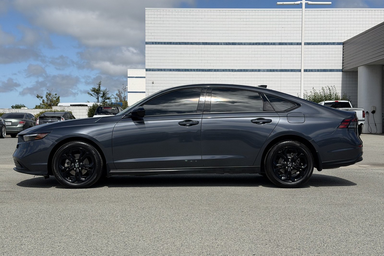 Used 2025 Honda Accord SE image 7