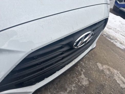 Used 2020 Hyundai Veloster 2.0 image 3