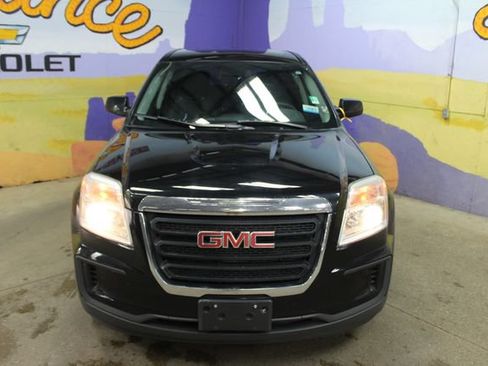 Used 2017 GMC Terrain SLE AWD/4WD image 3