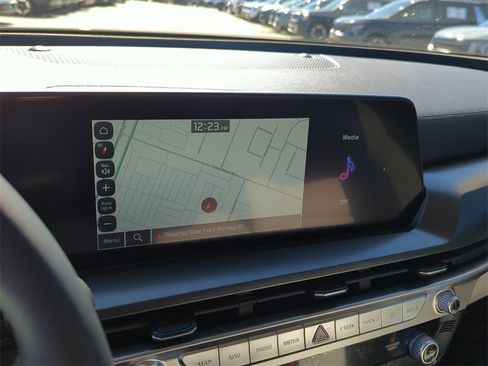 New 2025 Kia Telluride S image 24