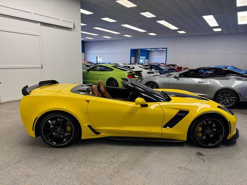 Used 2019 Chevrolet Corvette Z06 image 6