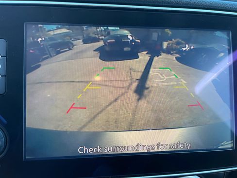 Used 2021 Nissan Leaf S w/ S Charge Package FWD image 17