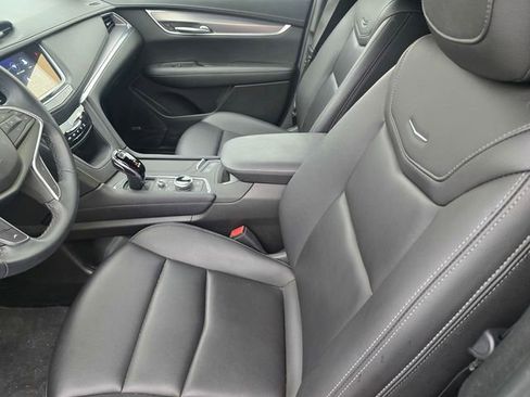 Used 2024 Cadillac XT5 Luxury FWD image 20