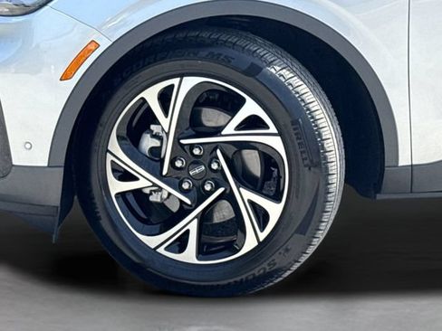 Certified 2024 Lincoln Nautilus Premier w/ Jet Appearance Package AWD/4WD image 47
