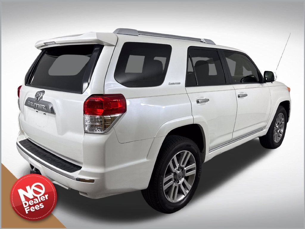 Used 2013 Toyota 4Runner Limited AWD/4WD image 3