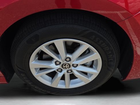 Used 2025 Toyota Camry LE FWD image 34