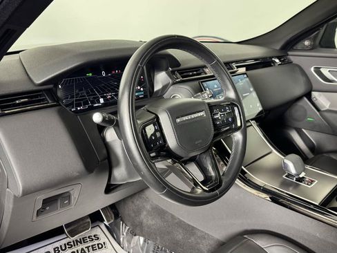 Used 2025 Land Rover Range Rover Velar Dynamic SE AWD/4WD image 13