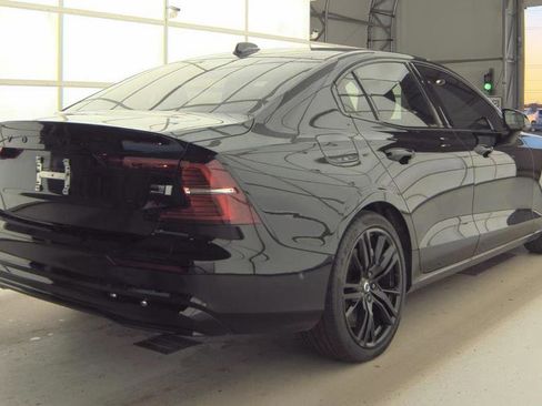 Used 2023 Volvo S60 T8 Plus w/ Climate Package image 2