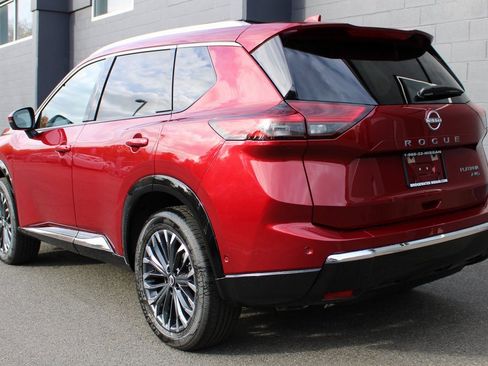 New 2026 Nissan Rogue Platinum w/ Platinum Premium Package image 3