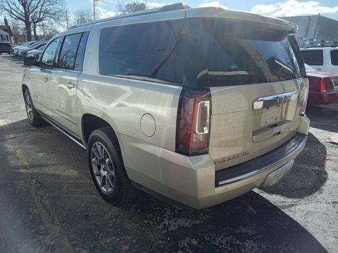 Used 2015 GMC Yukon XL Denali w/ Premium Package image 12