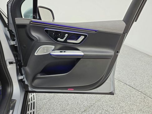 Certified 2024 Mercedes-Benz EQE 350+ 4MATIC SUV image 19
