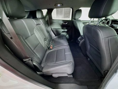Used 2023 Chevrolet Blazer LT FWD image 34
