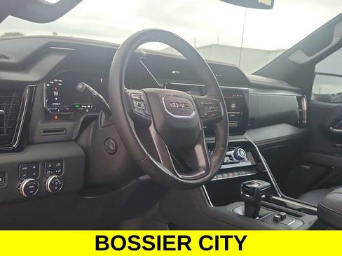 Certified 2024 GMC Sierra 1500 AT4 w/ AT4 Premium Package AWD/4WD image 10