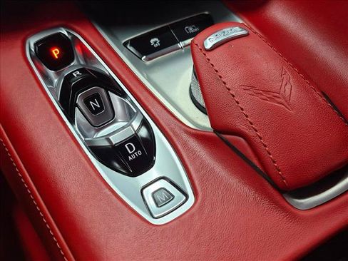 Used 2025 Chevrolet Corvette Stingray Premium Cpe w/ 3LT RWD image 13