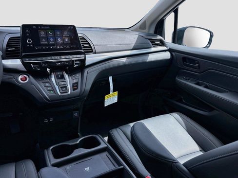 Certified 2026 Honda Odyssey EX-L image 27