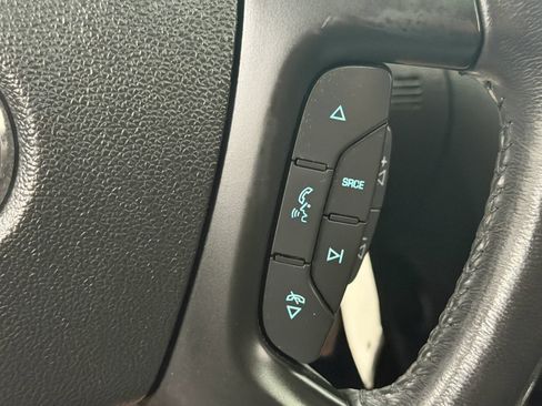 Used 2013 Buick Enclave Premium AWD/4WD image 28