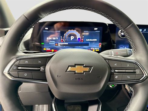 New 2026 Chevrolet Traverse LT w/ LPO, Floor Liner Package image 14