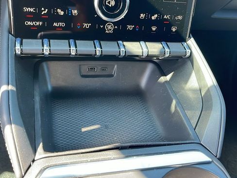 New 2026 GMC Terrain Elevation w/ Elevation Premium Package FWD image 19