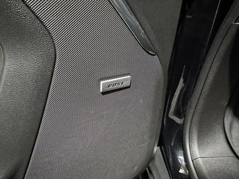 Used 2022 GMC Yukon Denali w/ Denali Premium Package image 7