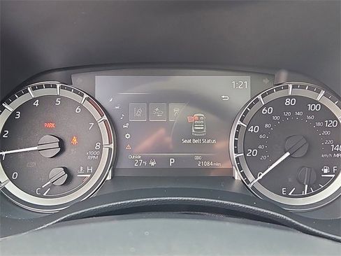 Used 2023 Toyota Highlander XLE image 29