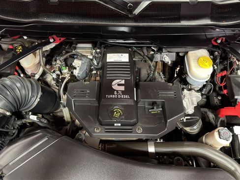 Used 2023 RAM 3500 Laramie w/ Night Edition AWD/4WD image 9