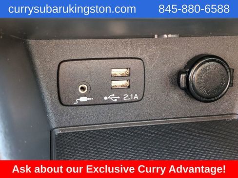 Used 2023 Subaru Forester Premium AWD/4WD image 26