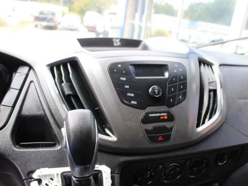 Used 2018 Ford Transit 150 148 Medium Roof image 20