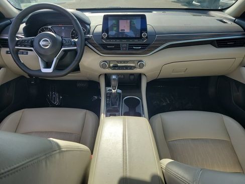 Certified 2022 Nissan Altima 2.5 SL FWD image 11