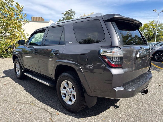 Used 2018 Toyota 4Runner SR5 AWD/4WD image 21