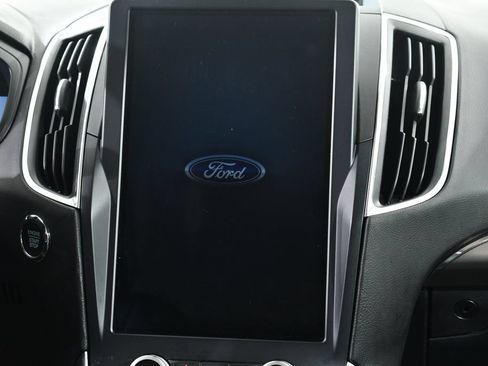 Used 2022 Ford Edge Titanium AWD/4WD image 9