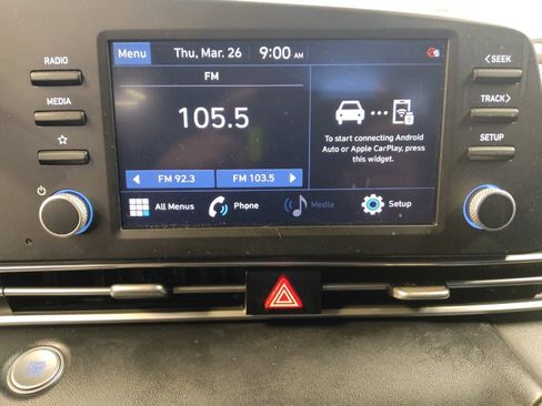 Used 2021 Hyundai Elantra SEL FWD image 25