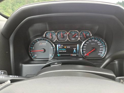 Used 2016 Chevrolet Silverado 2500 LTZ w/ Duramax Plus Package AWD/4WD image 26