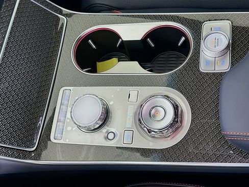 New 2026 Genesis GV80 3.5T e-SC image 15