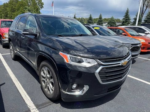 Used 2020 Chevrolet Traverse Premier w/ LPO, Floor Liner Package AWD/4WD image 2