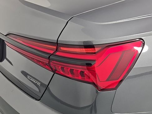 Used 2022 Audi A6 Premium Plus image 9