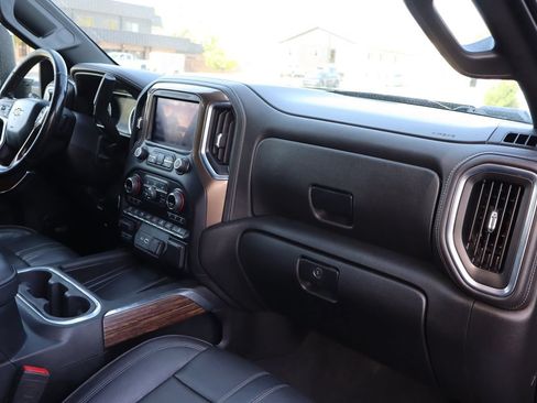 Used 2022 Chevrolet Silverado 3500 High Country w/ Safety Package II AWD/4WD image 17