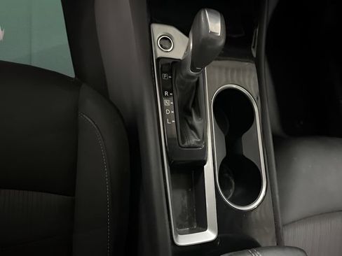 Used 2024 Nissan Altima 2.5 SV image 17