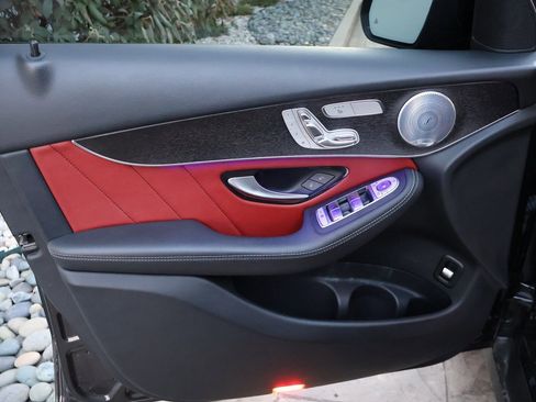 Certified 2020 Mercedes-Benz GLC 300 4MATIC image 19