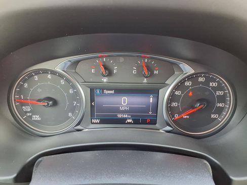 Used 2023 GMC Terrain SLE FWD image 17