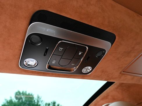 Used 2022 Bentley Flying Spur V8 AWD/4WD image 46