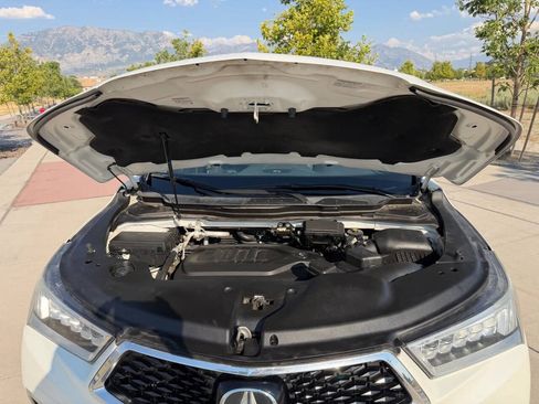 Used 2020 Acura MDX SH-AWD image 12